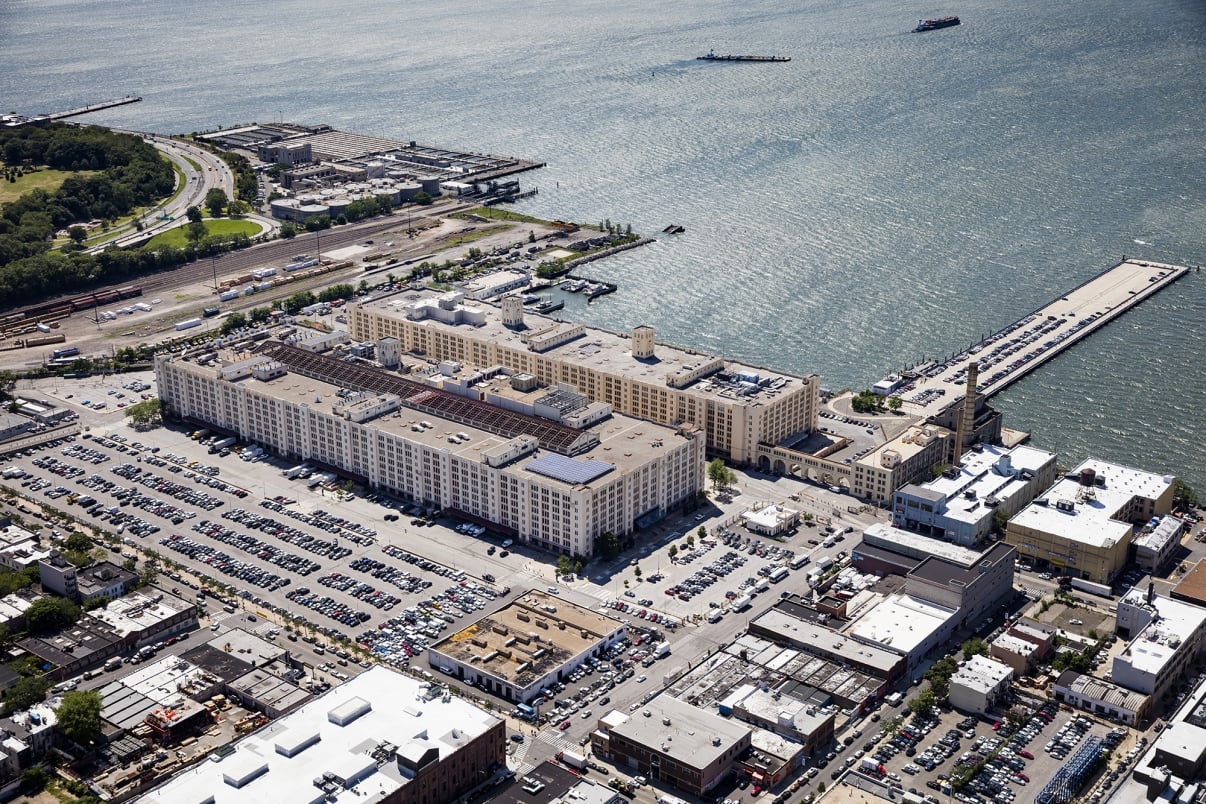 Brooklyn Army Terminal. Photo by Albert Vecerka/NYCEDC.